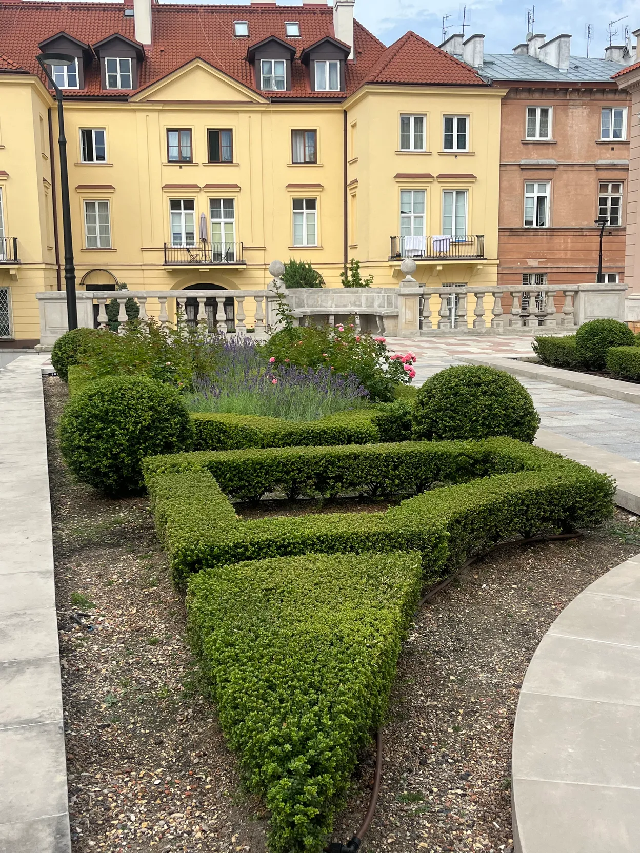 OP_1 - Warszawa - Pałac Branickich Garden